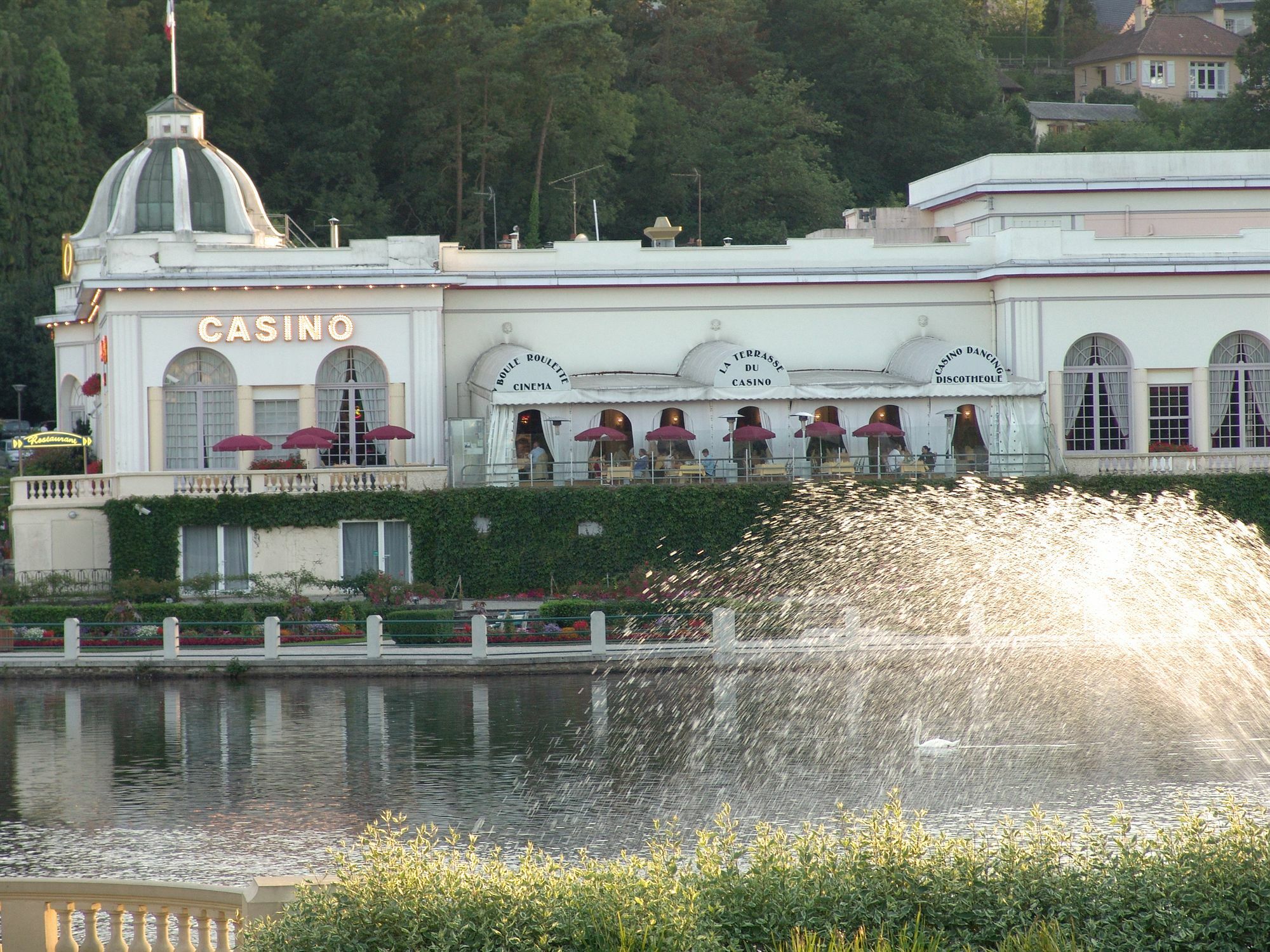 B'O Resort & Spa Bagnoles de l'Orne Normandie Exterior foto